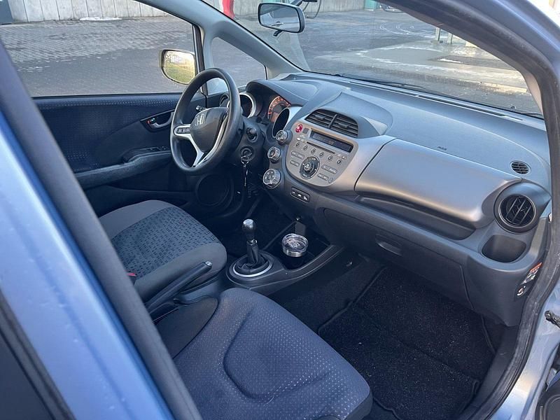 Gebraucht Honda Jazz Trend 90 PS (66 kW) 2009 Sherbet blue m. Kleinwagen