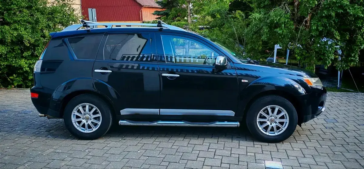Gebraucht Mitsubishi Outlander 156 PS (114 kW) 2008 Schwarz SUV