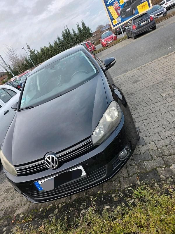 Gebraucht VW Golf VI 80 PS (58 kW) 2010 Schwarz Kleinwagen