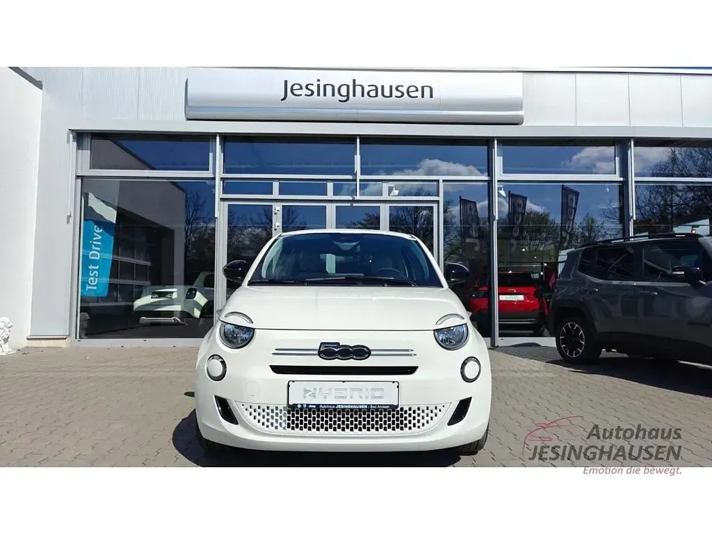 Neu Fiat 500 Icon 65 PS (47 kW) 2026 Weiss Kleinwagen