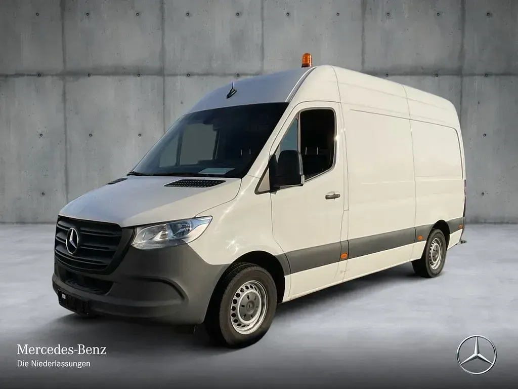Używany Mercedes Sprinter 150 KM (110 kW) 2022 Biały Van