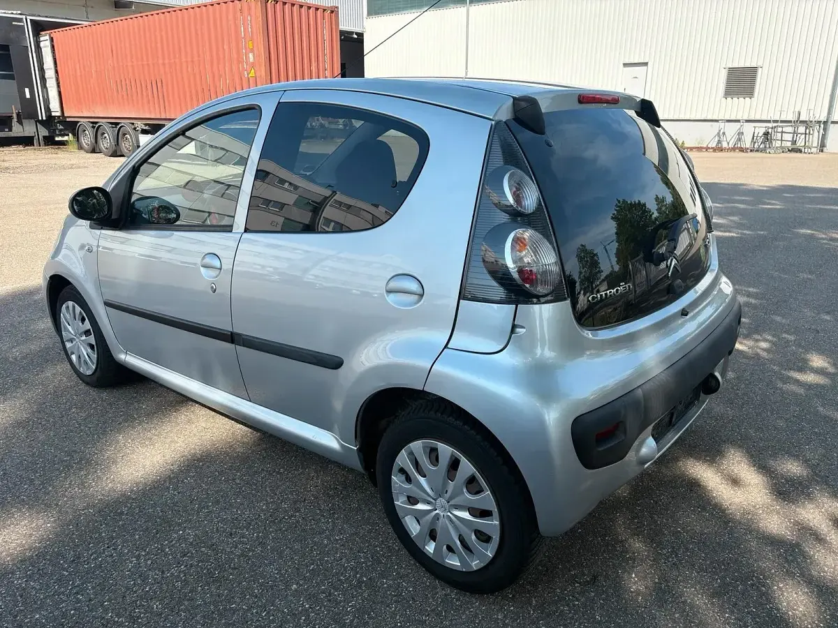 Gebraucht Citroën C1 68 PS (50 kW) 2013 Silber Kleinwagen