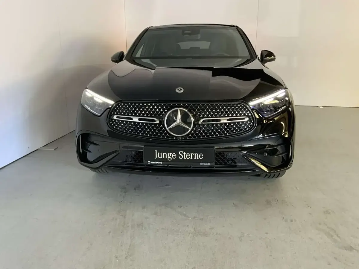 Gebraucht Mercedes GLC200 AMG 204 PS (150 kW) 2025 Schwarz uni SUV