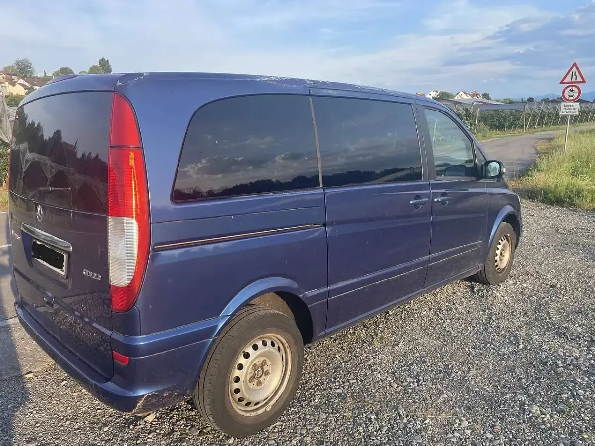 Gebraucht Mercedes Viano 150 PS (110 kW) 2008 Blau Van / Kleinbus