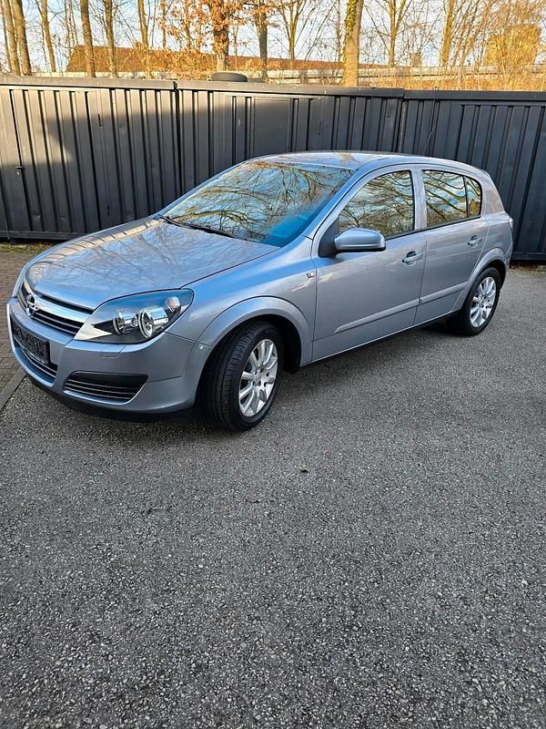 Gebraucht Opel Astra 105 PS (77 kW) 2005 Blau Kleinwagen