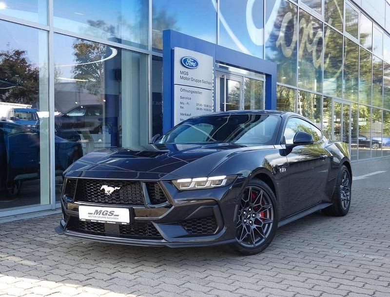 Neu Ford Mustang GT Fastback 446 PS (328 kW) 2025 Dark matter/starlight gray Coupé