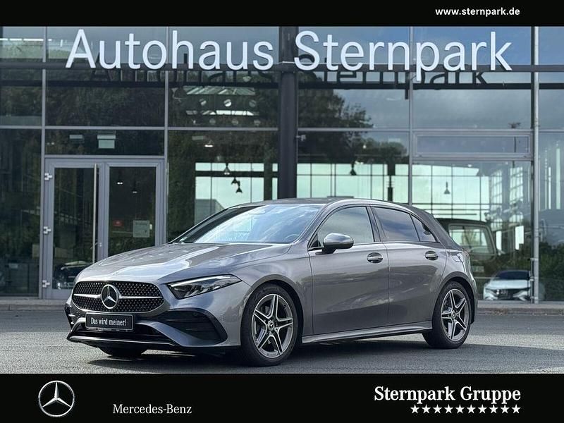 Grau Gebraucht 2024 Mercedes A180 AMG Limousine | 33.750 € (Etwas zu teuer) - Bild 1/4