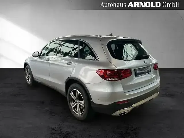 Gebraucht Mercedes GLC220 Exclusive 194 PS (142 kW) 2023 Hightechsilber (metallic) SUV