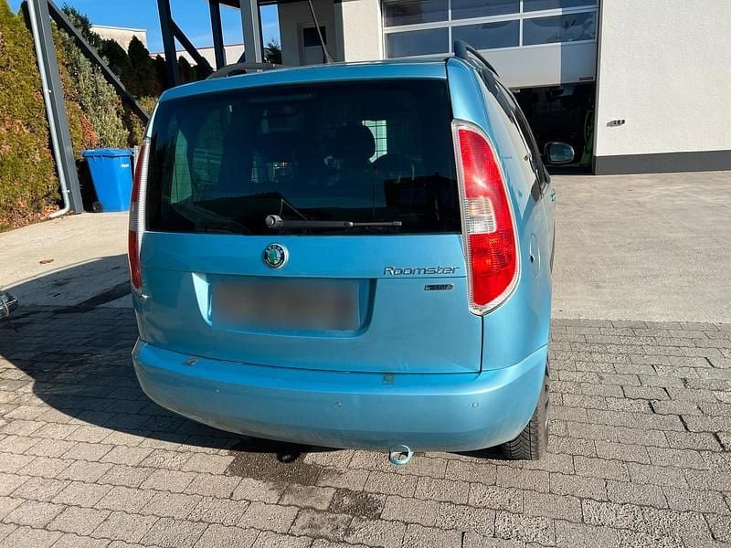 Gebraucht Skoda Roomster 84 PS (61 kW) 2011 Blau Van / Kleinbus