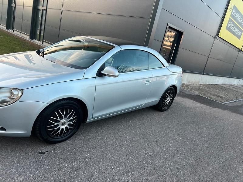 Gebraucht VW Eos 200 PS (147 kW) 2006 Silber Cabrio