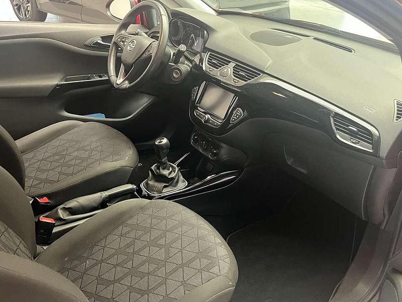 Gebraucht Opel Corsa 90 PS (66 kW) 2019 Lava rot Kleinwagen
