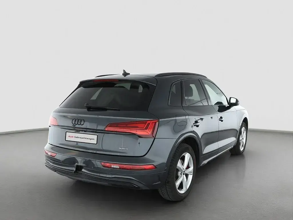Używany Audi Q5 Advanced Plus 299 KM (219 kW) 2025 Szary SUV