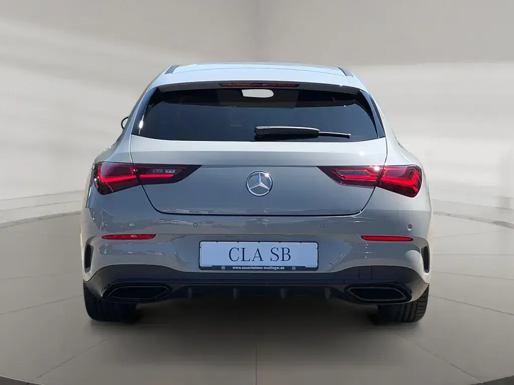 Gebraucht Mercedes CLA220 190 PS (139 kW) 2026 Manufaktur lack manufaktur alpingrau uni Kombi