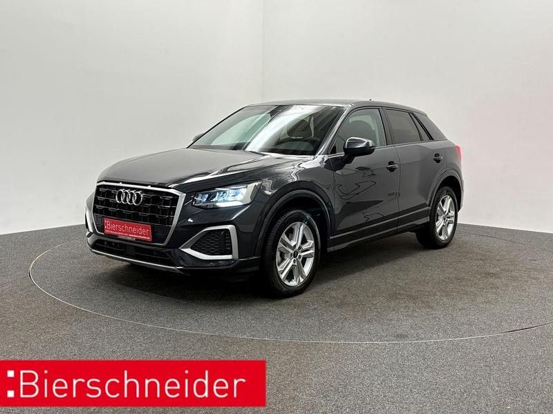 Manhattangrau metallic Gebraucht 2022 Audi Q2 Advanced Plus SUV | 24.950 € (Superpreis) - Bild 1/4