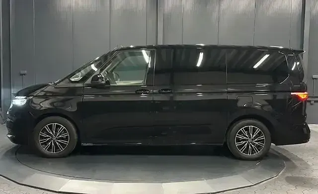 Gebraucht VW Multivan 150 PS (110 kW) 2023 Andere Van / Kleinbus