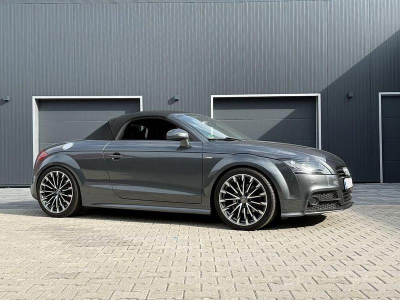 Gebraucht Audi TT Roadster Design 211 PS (155 kW) 2013 Grau Cabrio