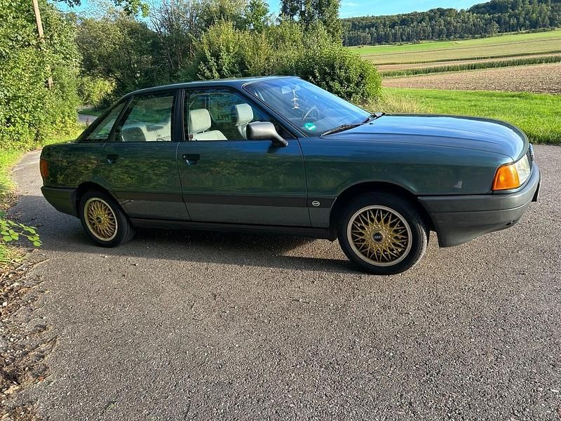Second-hand Audi 80 89 CP (65 kW) 1988 Berlinǎ