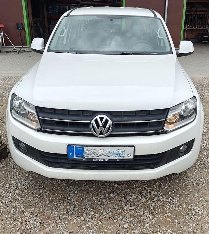 Gebraucht VW Amarok 122 PS (89 kW) 2012 Weiß Pickup