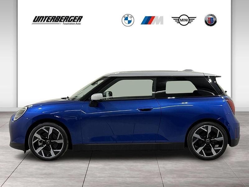 Gebraucht Mini Cooper Favoured 135 kW (184 PS) 2024 Blau Kleinwagen