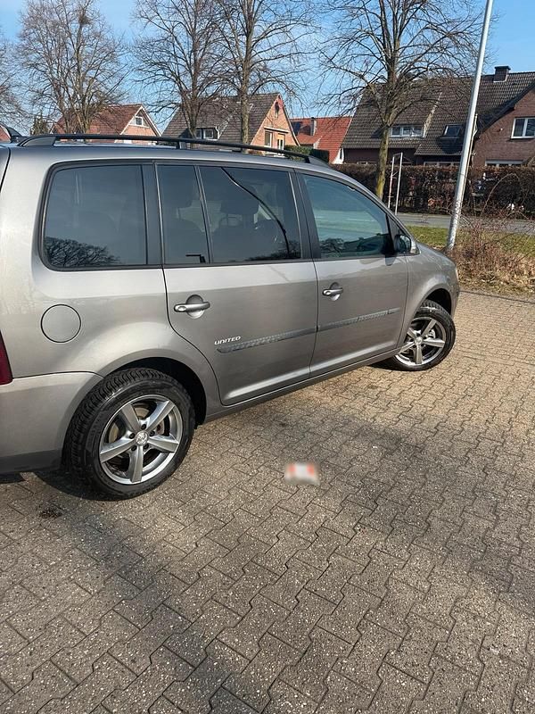 Gebraucht VW Touran 105 PS (77 kW) 2008 Van / Kleinbus