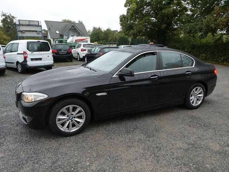 Schwarz Gebraucht 2013 BMW 528 Limousine | 11.850 € (Guter Preis) - Bild 1/4