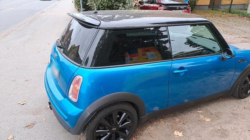 Second-hand Mini Cooper 116 CP (85 kW) 2003 Albastru Hatchback