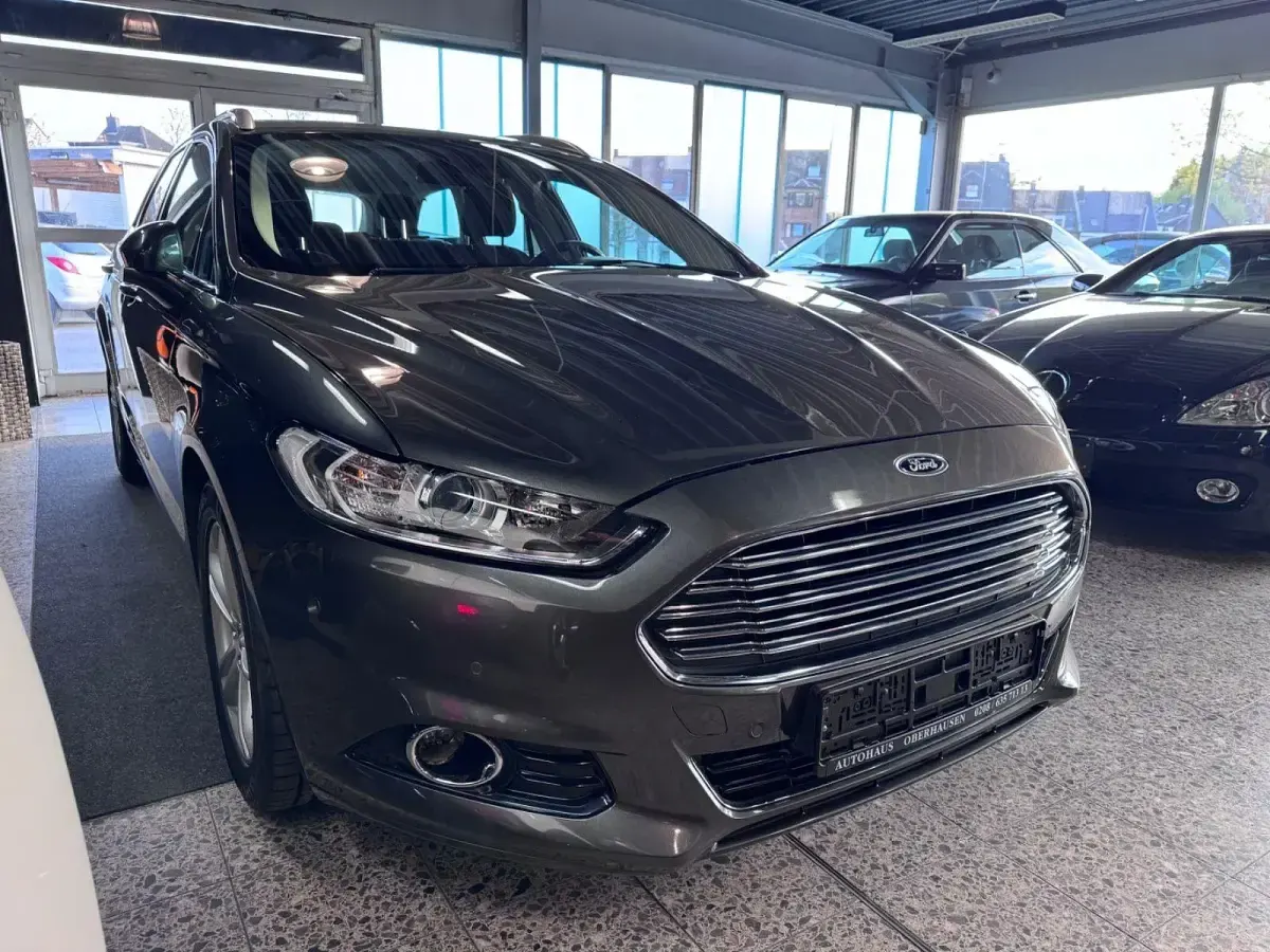 Używany Ford Mondeo Titanium 165 KM (121 kW) 2018 Szary Kombi