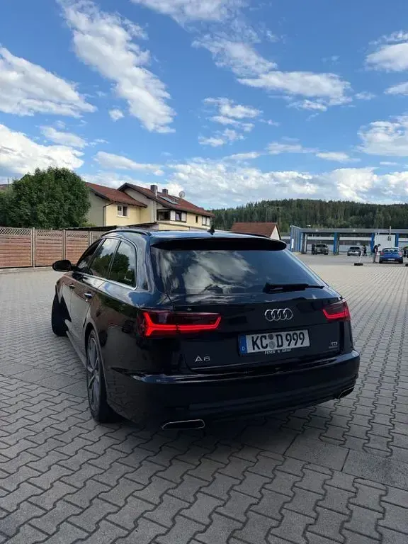 Gebraucht Audi A6 218 PS (160 kW) 2015 Schwarz Kombi