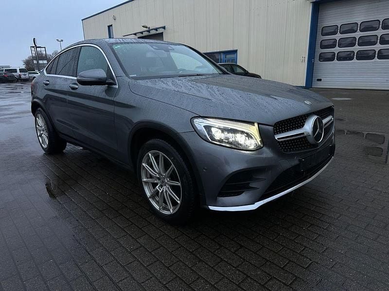 Grau Gebraucht 2017 Mercedes GLC350 AMG line Coupé | 24.900 € (Superpreis) - Bild 1/4