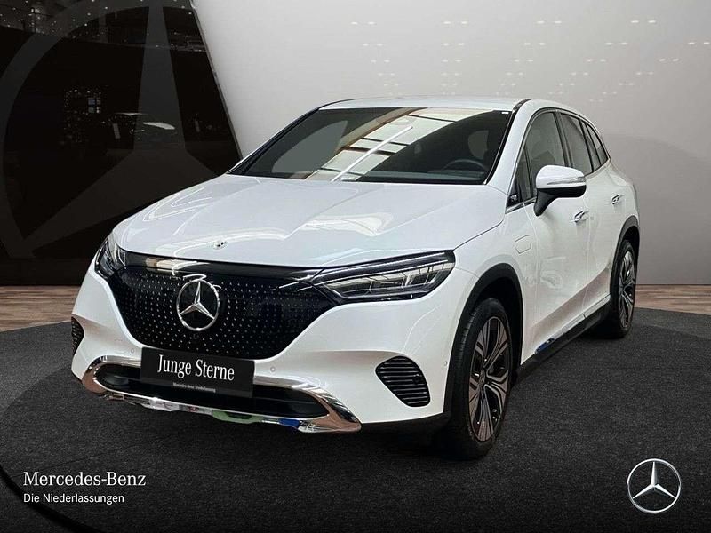Gebraucht Mercedes EQE350 214 kW (292 PS) 2025 Manufaktur opalithweiß bright SUV