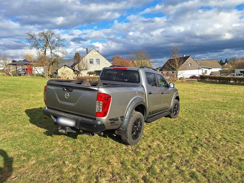 Gebraucht Nissan Navara N-Guard 190 PS (139 kW) 2021 Grau Abholung