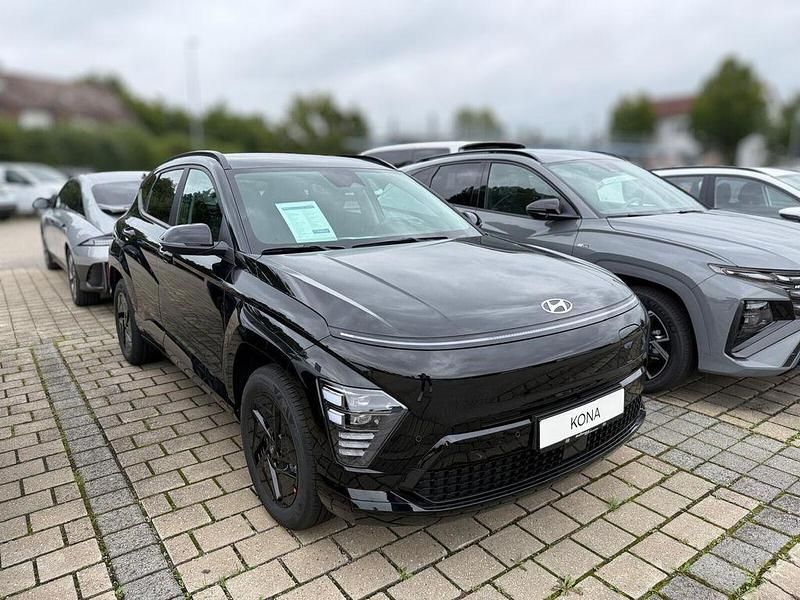 Gebraucht Hyundai Kona Trend 150 kW (204 PS) 2025 Schwarz SUV