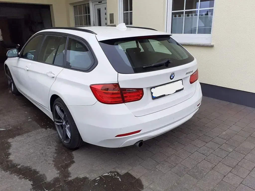 Gebraucht BMW 320 184 PS (135 kW) 2015 Weiß Kombi