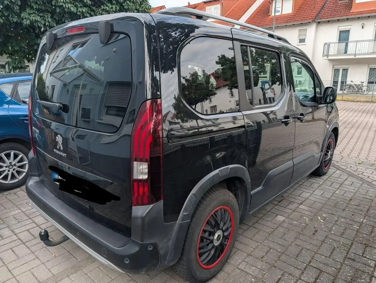 Gebraucht Peugeot Rifter Allure 131 PS (96 kW) 2019 Schwarz Van / Kleinbus