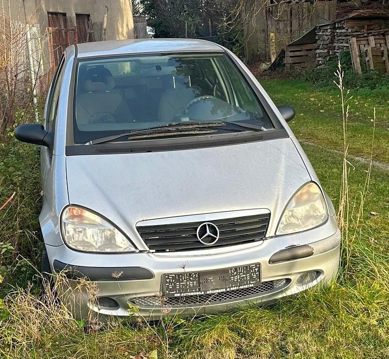Silber Gebraucht 2002 Mercedes A170 Kleinwagen | 290 € (Superpreis) - Bild 1/4