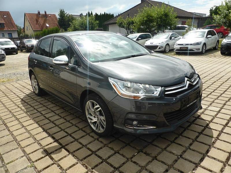 Gebraucht Citroën C4 SELECTION 120 PS (88 kW) 2013 Grau Limousine