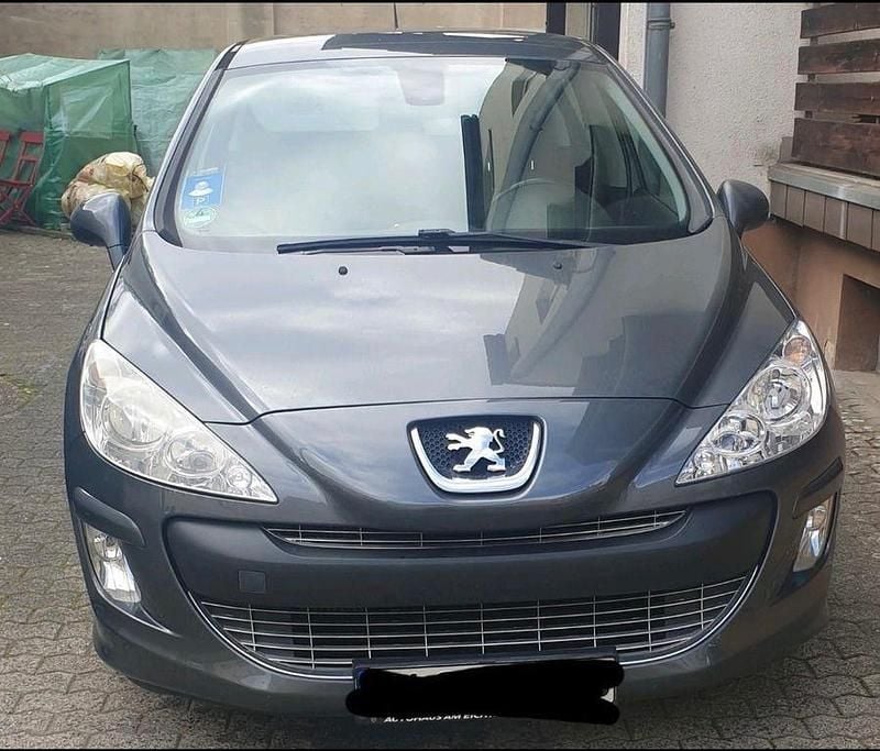 Gebraucht 2010 Peugeot 308 Platinum Limousine | 2.400 € (Guter Preis) - Bild 1/4