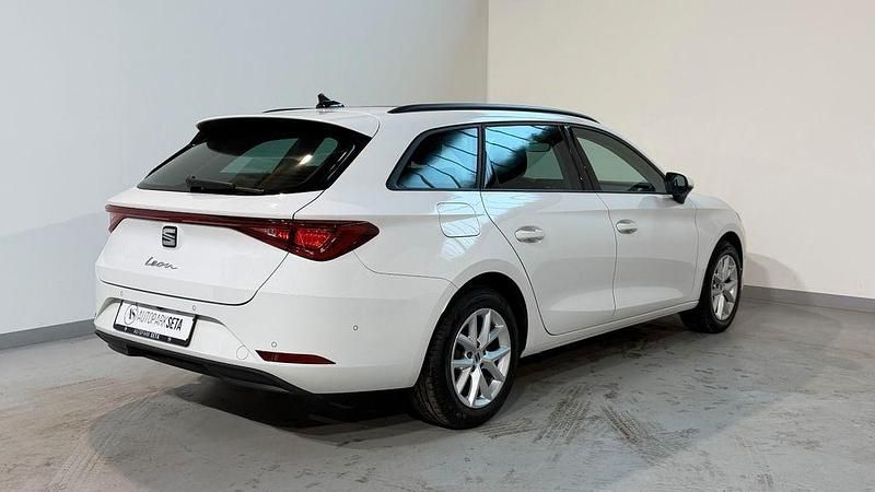 Gebraucht Seat Leon Style 150 PS (110 kW) 2023 Weiß Limousine