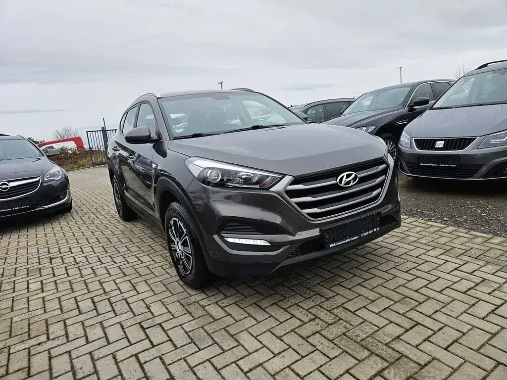 Gebraucht Hyundai Tucson Classic 132 PS (97 kW) 2018 Moon rock SUV