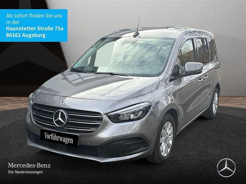 Gebraucht Mercedes T180 Progressive 116 PS (85 kW) 2025 Grau Van / Kleinbus