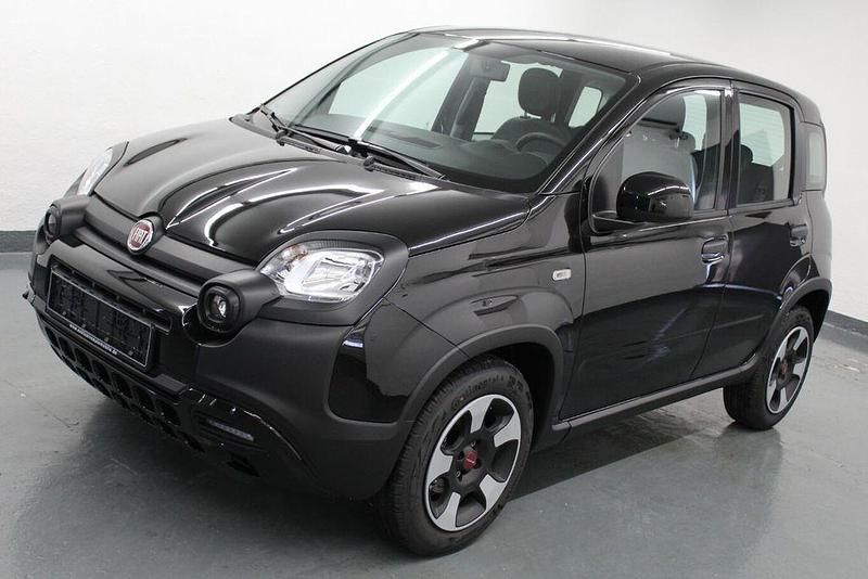Nero Gebraucht 2023 Fiat Panda Cross Cross Kleinwagen | 11.789 € (Guter Preis) - Bild 1/4