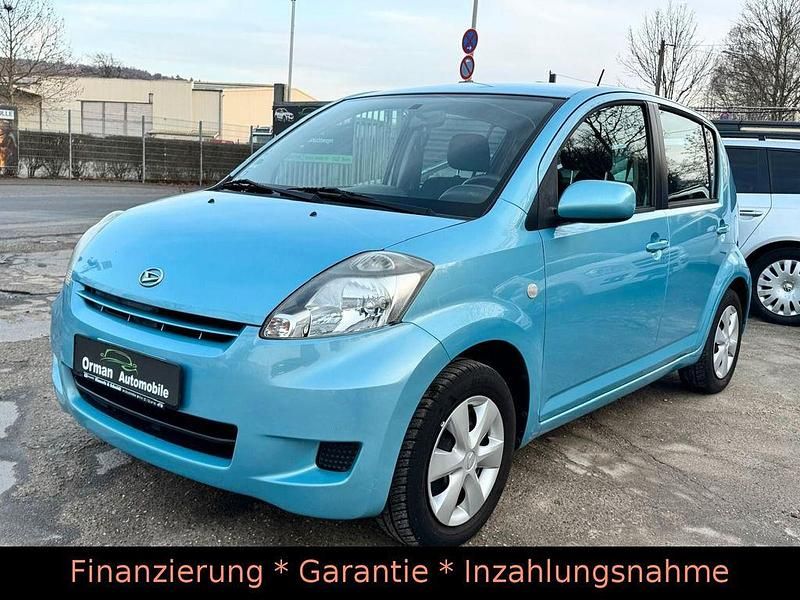 Blau Gebraucht 2011 Daihatsu Sirion Kleinwagen | 3.300 € (Fairer Preis) - Bild 1/4