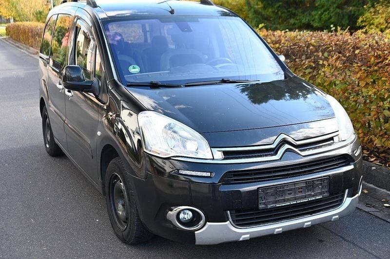 Gebraucht Citroën Berlingo SELECTION 92 PS (67 kW) 2014 Schwarz Van / Kleinbus