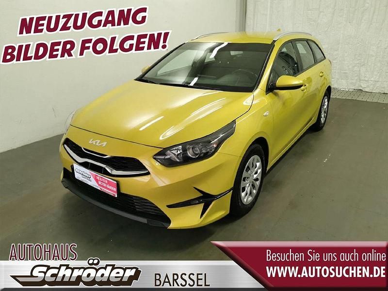 Gelb Gebraucht 2023 Kia Ceed Sportswagon Vision Kombi | 19.450 € (Guter Preis) - Bild 1/4