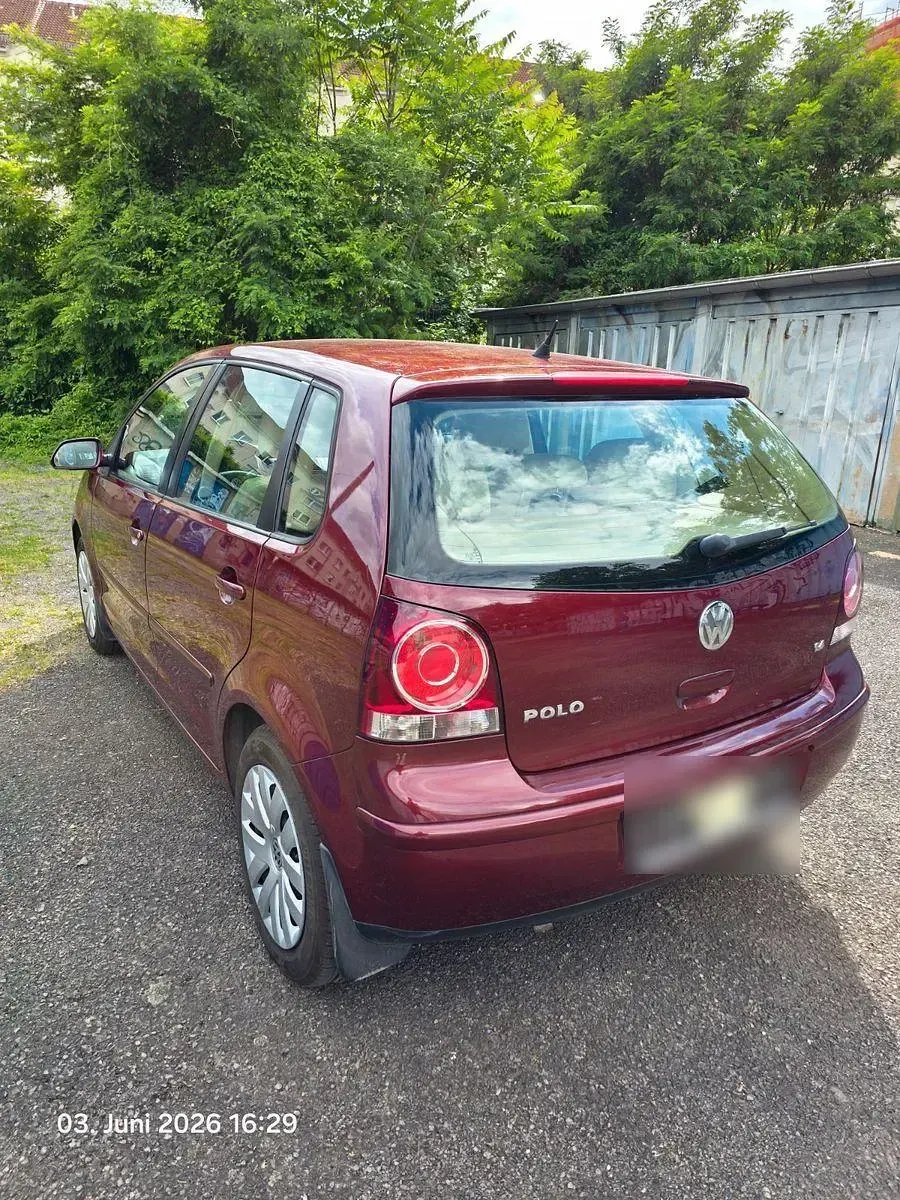 Gebraucht VW Polo Comfortline 80 PS (58 kW) 2009 Rot Kleinwagen