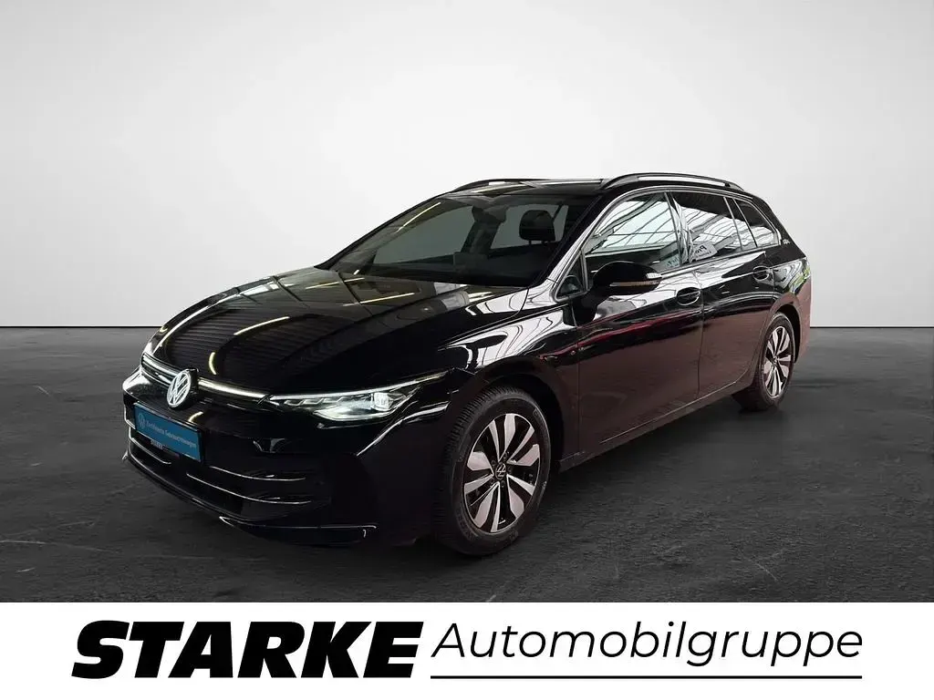 Gebraucht VW Golf VIII Goal 150 PS (110 kW) 2025 Schwarz (grenadillschwarz metallic) Kombi