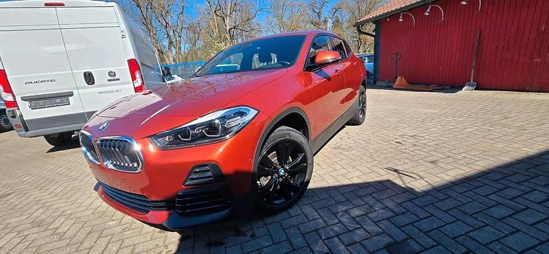 Gebraucht BMW X2 Comfort Edition 150 PS (110 kW) 2020 Orange SUV