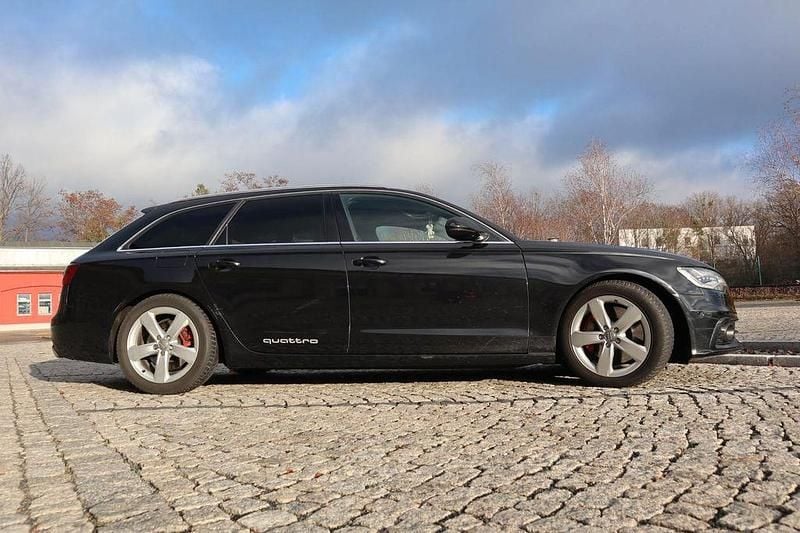 Gebraucht Audi A6 Premium 313 PS (230 kW) 2012 Schwarz Kombi