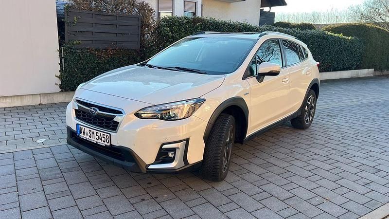 Weiß Gebraucht 2020 Subaru XV Platinum SUV | 22.890 € (Fairer Preis) - Bild 1/4