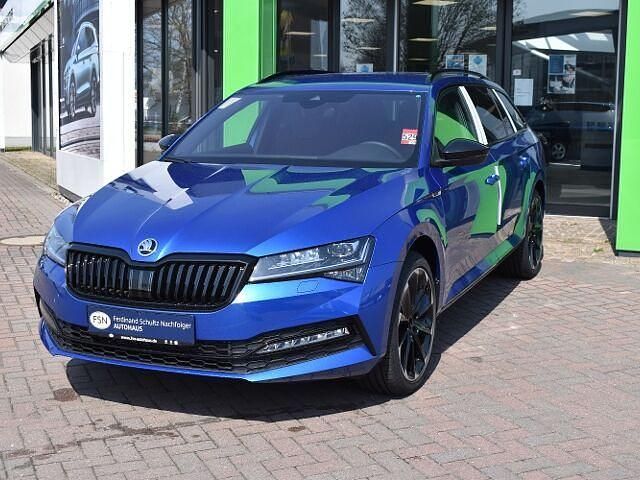 Gebraucht Skoda Superb SportLine 200 PS (147 kW) 2021 Blau / raceblau metallic Kombi